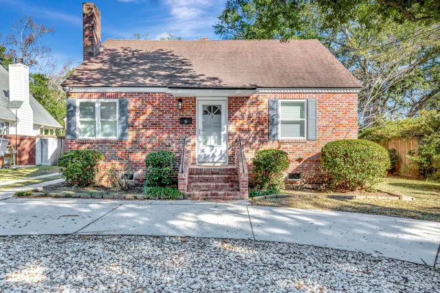 $2,600 | 9 Penn Avenue, Charleston, SC 29407