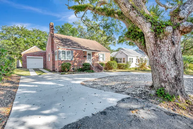 $2,600 | 9 Penn Avenue, Charleston, SC 29407