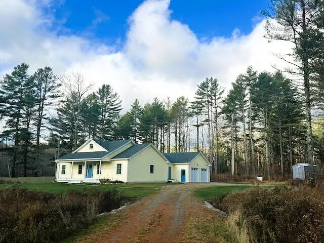 $565,000 | 49 Fort Point Cove Road, Stockton Springs, ME 04981