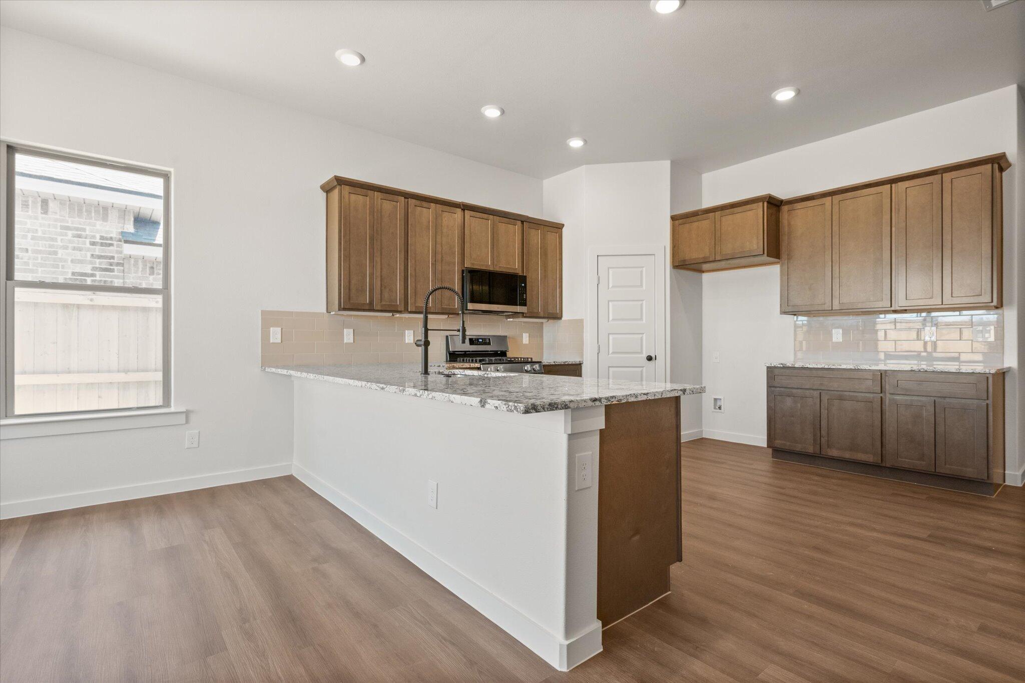 6930 53rd Street Lubbock, TX 79407 - Photo 10 of 24 22-6930 53rd_3669