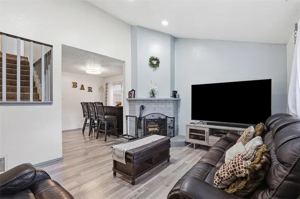 $290,000 | 2917 Brookcrest Drive, Garland, TX 75040