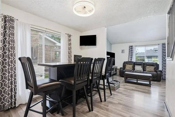 $290,000 | 2917 Brookcrest Drive, Garland, TX 75040