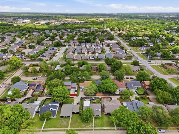 $290,000 | 2917 Brookcrest Drive, Garland, TX 75040