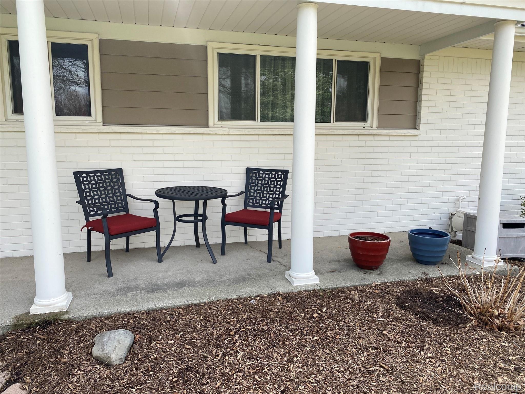 1919 Ansal Drive Rochester, MI 48309 - Photo 5 of 36 IMG_3619.jpeg