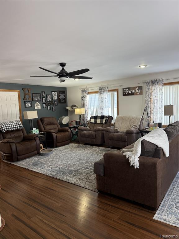 7394 Barnes Road Marlette, MI 48453 - Photo 9 of 28