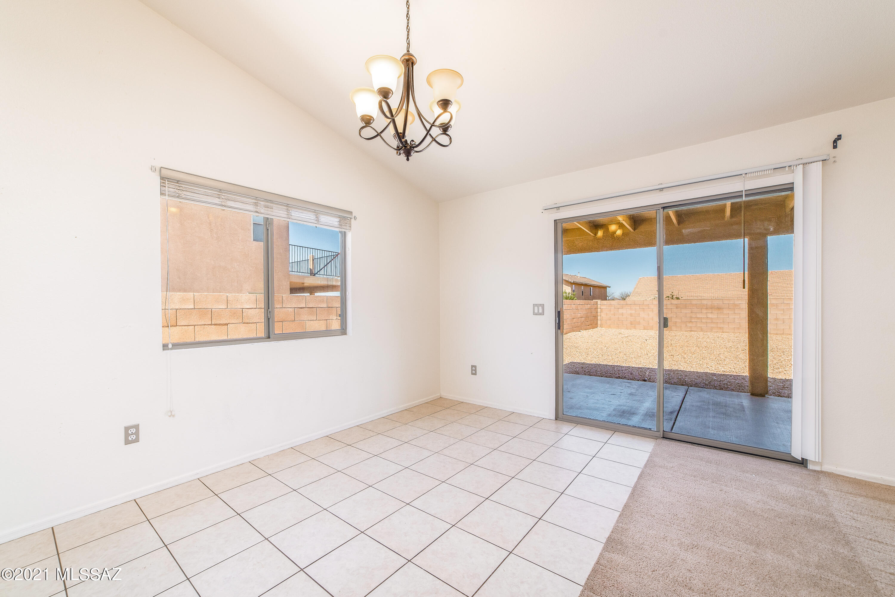 588 West Chatfield Street Vail, AZ 85641 - Photo 7 of 27