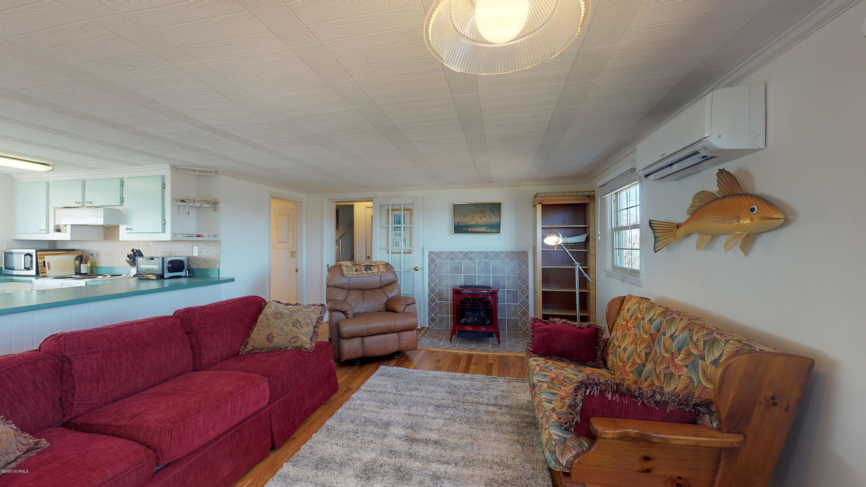 135 Pelican Road Marshallberg, NC 28553 - Photo 9 of 24 Great Room