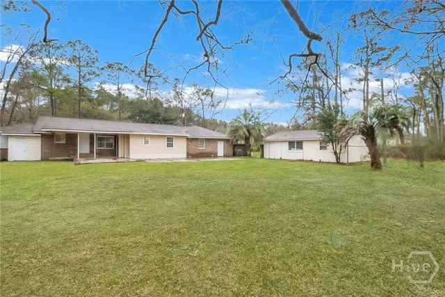 $314,900 | 278 Horseshoe Road, Bloomingdale, GA 31302