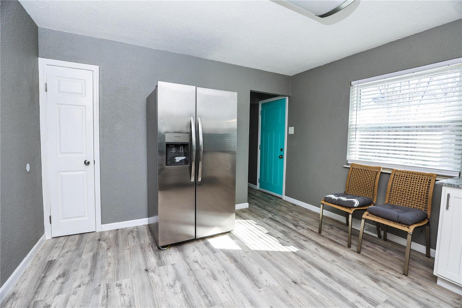 2080 Chambers Road St. Louis, MO 63136 - Photo 3 of 12 Gallery Image 3