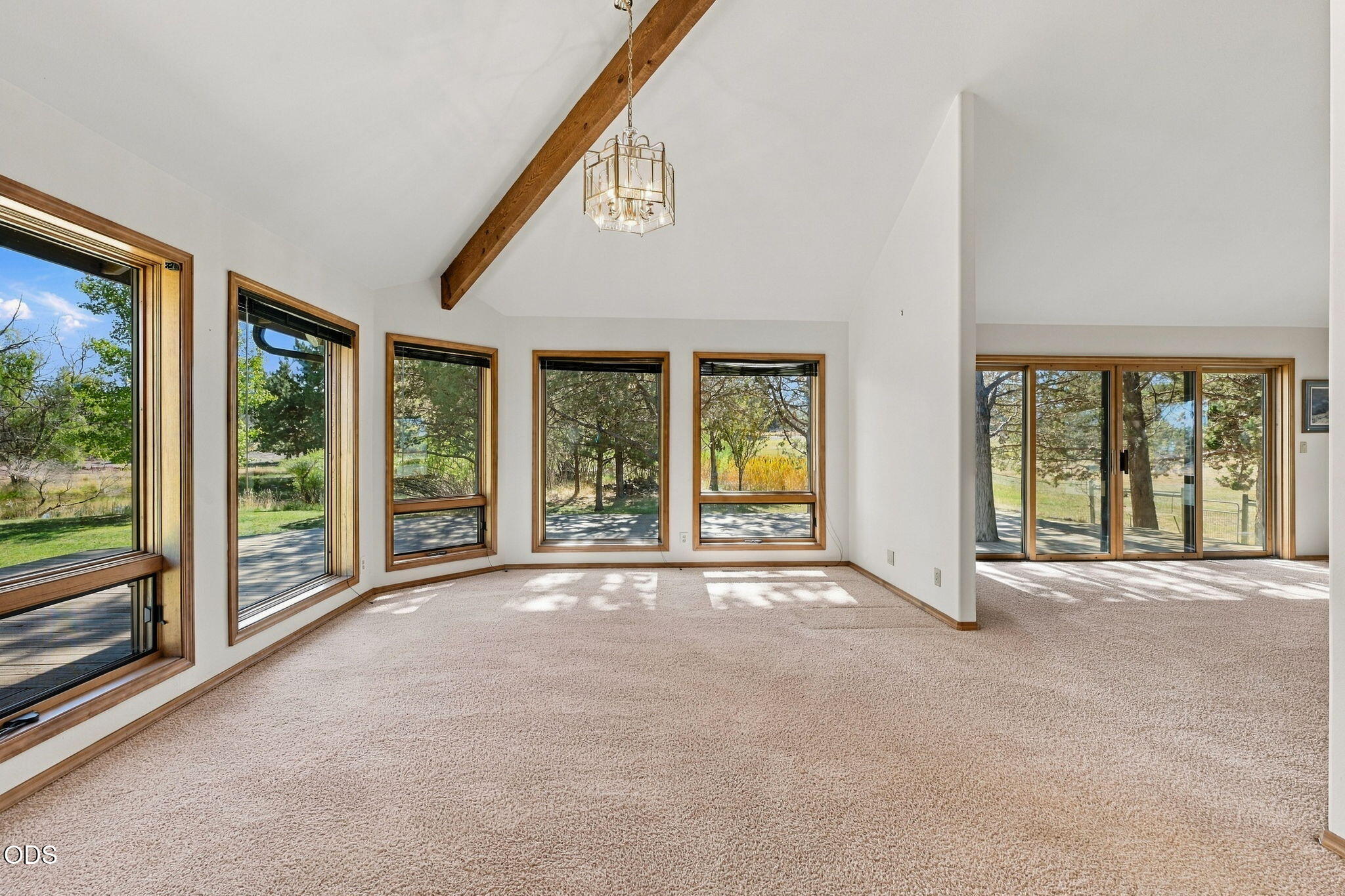 61330 Larsen Road Bend, OR 97702 - Photo 11 of 62 Gallery Image 11