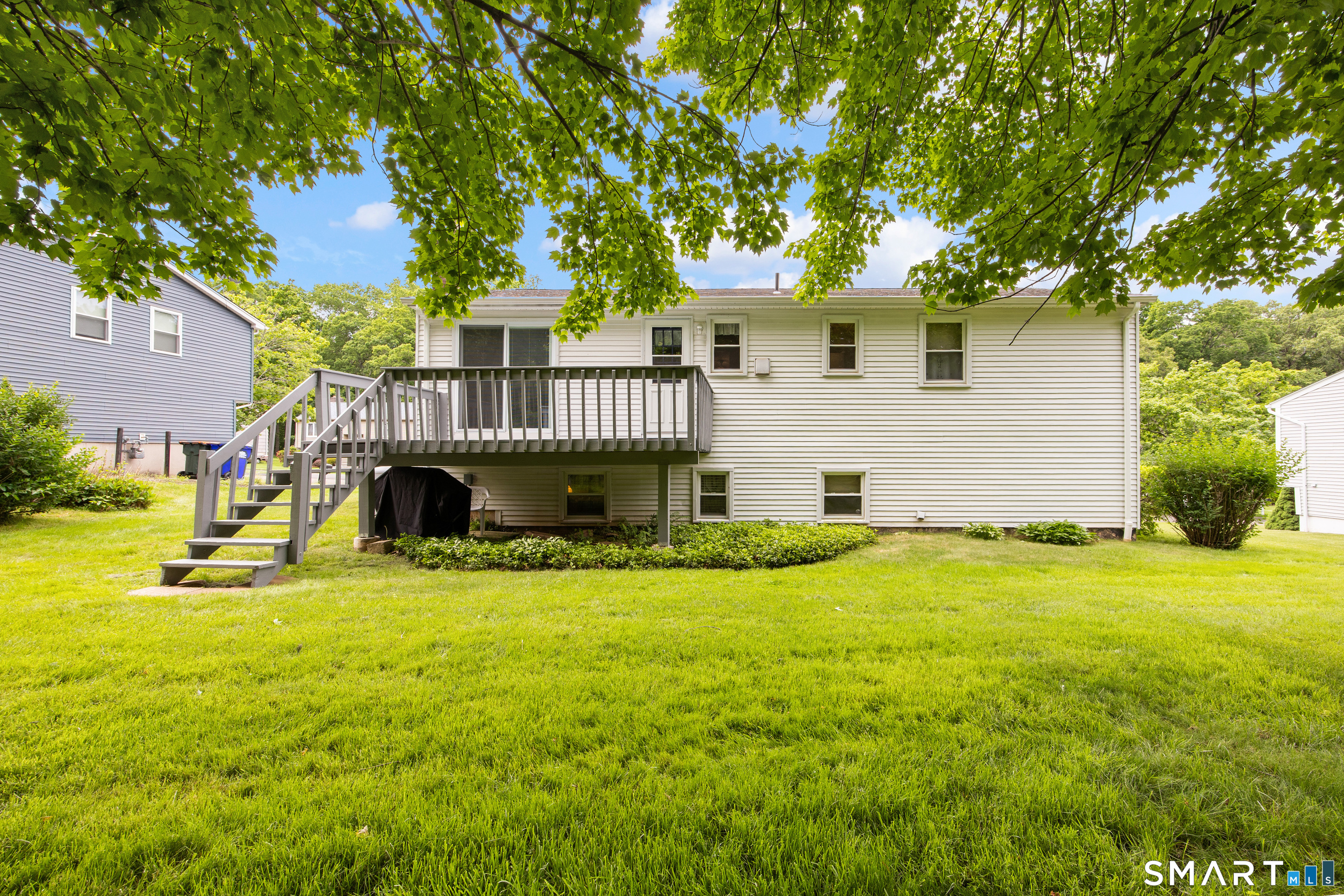 187 Knob Hill Road Meriden, CT 06451 - Photo 3 of 25