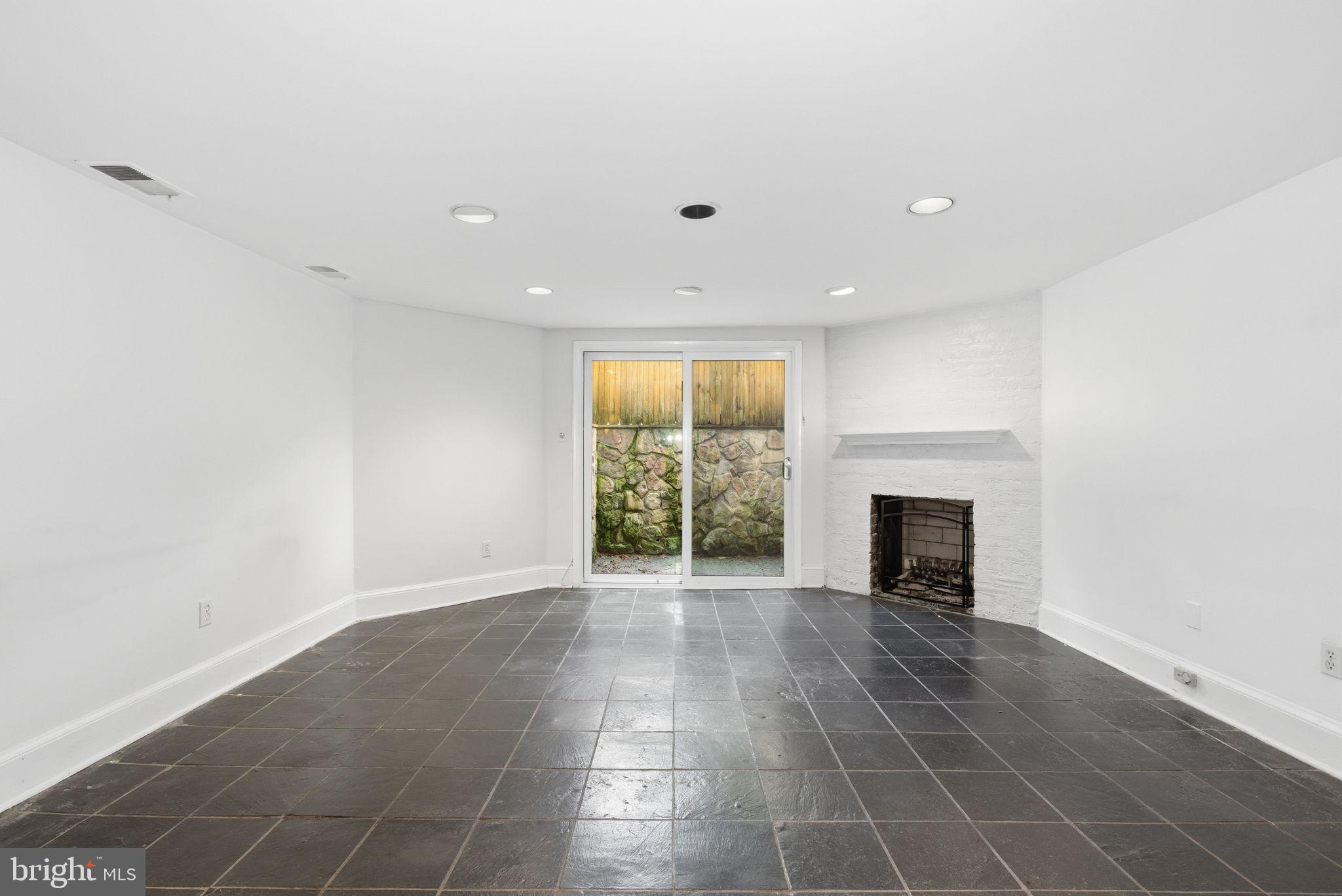 308 East Capitol Street Northeast, Unit 11 Washington, DC 20003 - Photo 11 of 34