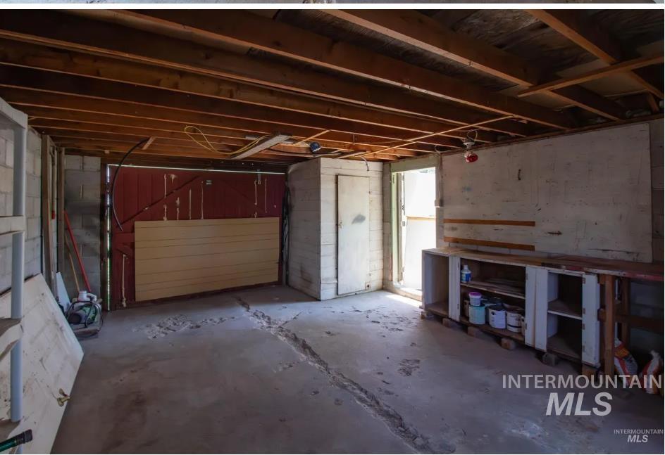 188 Morton Street West Vale, OR 97918 - Photo 8 of 9 Misc room featuring concrete flooring