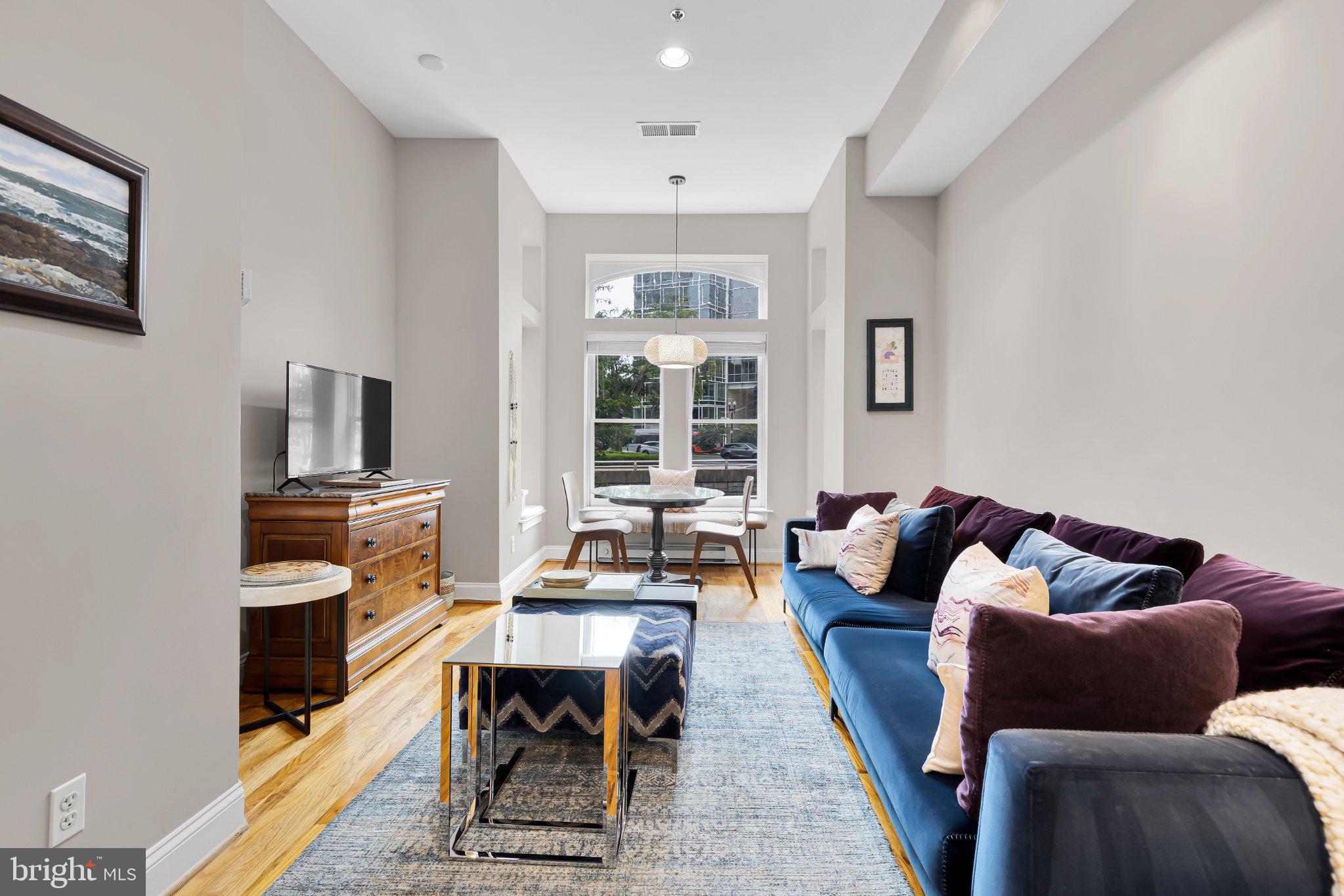 Bright and inviting urban retreat.