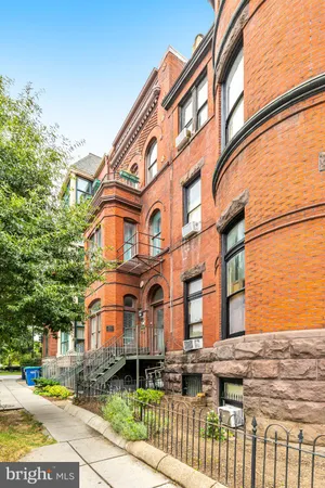 $3,550 | 2201 K Street Northwest, Unit 4, Washington, DC 20037