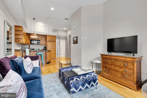 $3,550 | 2201 K Street Northwest, Unit 4, Washington, DC 20037