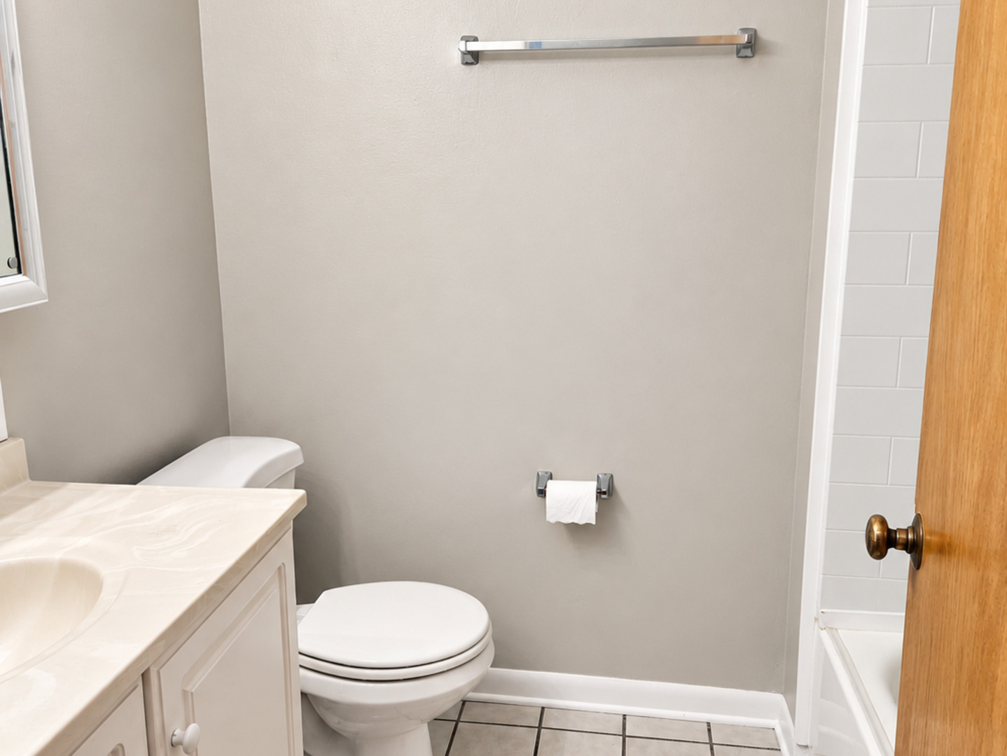 2000 Parkside Drive, Unit 2C Park Ridge, IL 60068 - Photo 6 of 6 Gallery Image 6