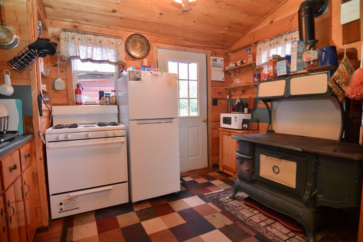 222 Tyrrell Road Mayfield, NY 12117 - Photo 21 of 58 Photo 21
