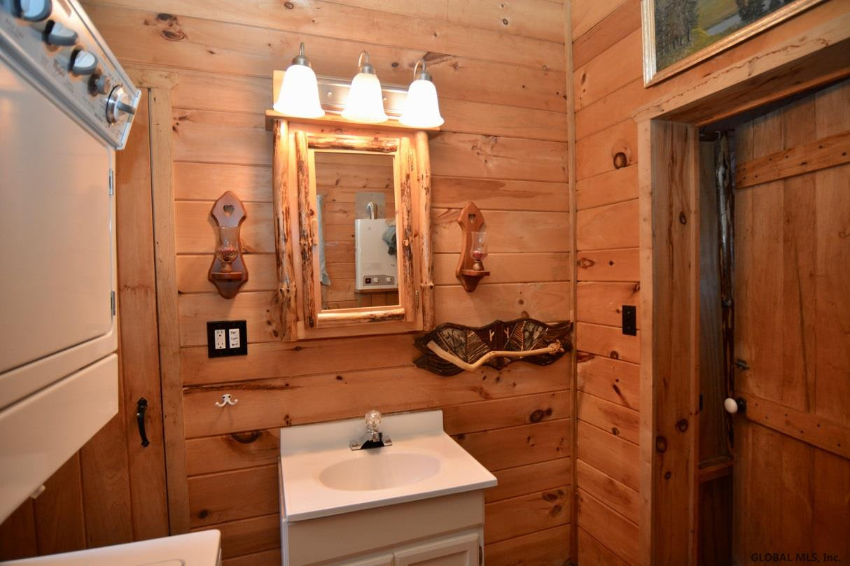 222 Tyrrell Road Mayfield, NY 12117 - Photo 26 of 58 Photo 26