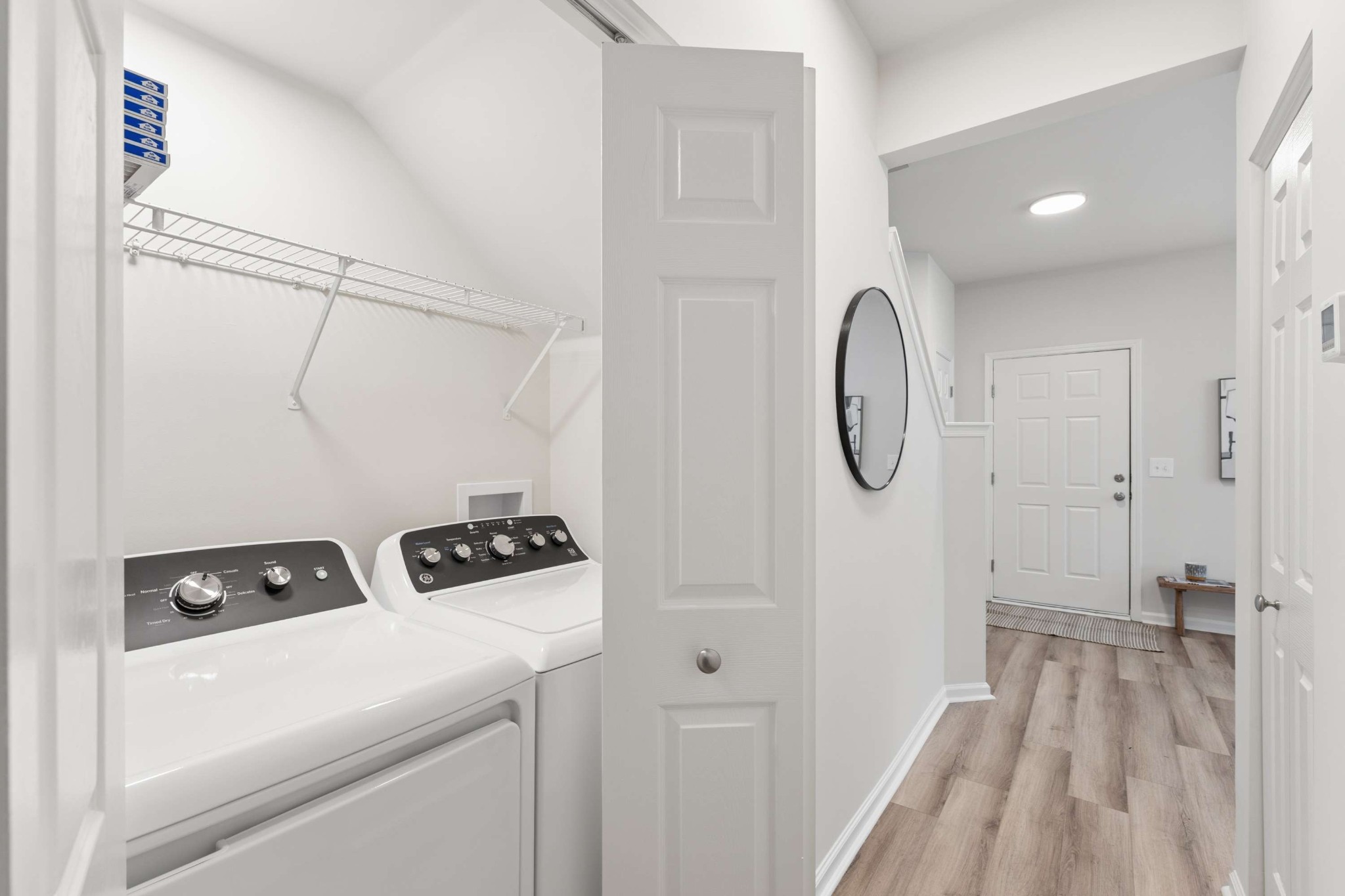 7100 Wheat Road Fairview, TN 37062 - Photo 13 of 25 a room with a washer and dryer