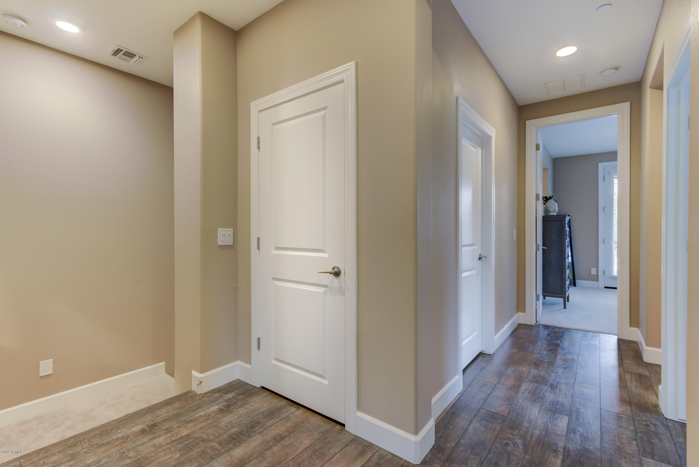 4777 South Fulton Ranch Boulevard, Unit 2111 Chandler, AZ 85248 - Photo 4 of 32 Entry 2nd Level