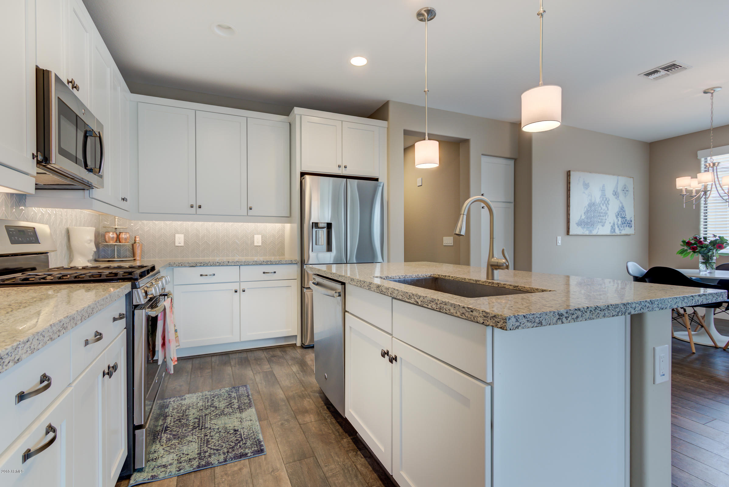 4777 South Fulton Ranch Boulevard, Unit 2111 Chandler, AZ 85248 - Photo 5 of 32 Kitchen