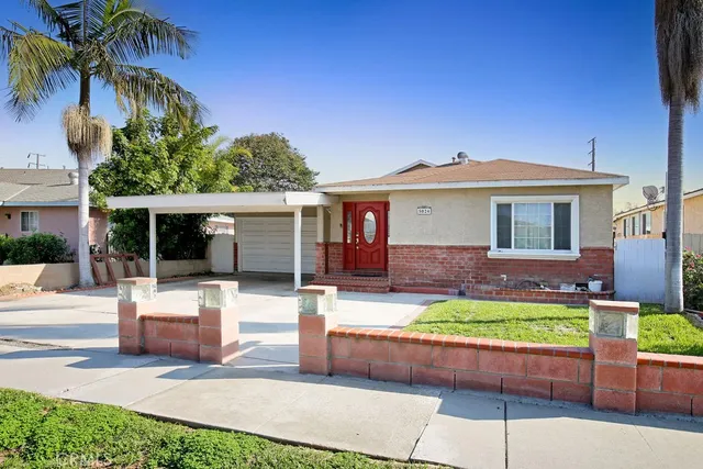 $935,000 | 5024 North Bentree Circle, Long Beach, CA 90807