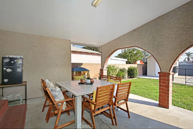 $935,000 | 5024 North Bentree Circle, Long Beach, CA 90807