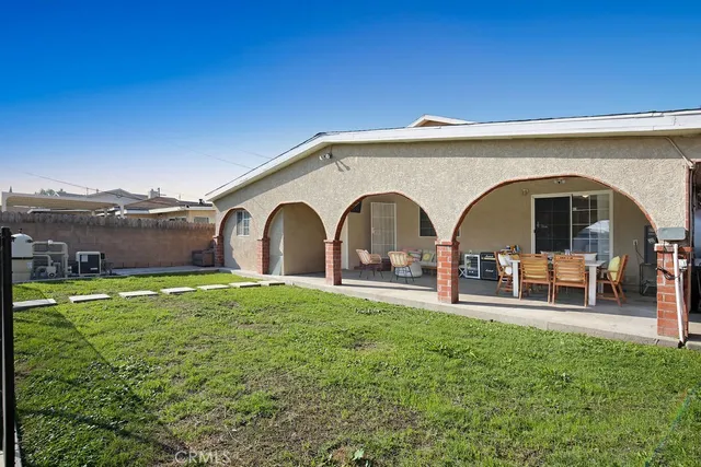 $935,000 | 5024 North Bentree Circle, Long Beach, CA 90807