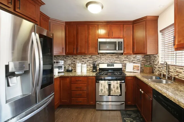 $935,000 | 5024 North Bentree Circle, Long Beach, CA 90807