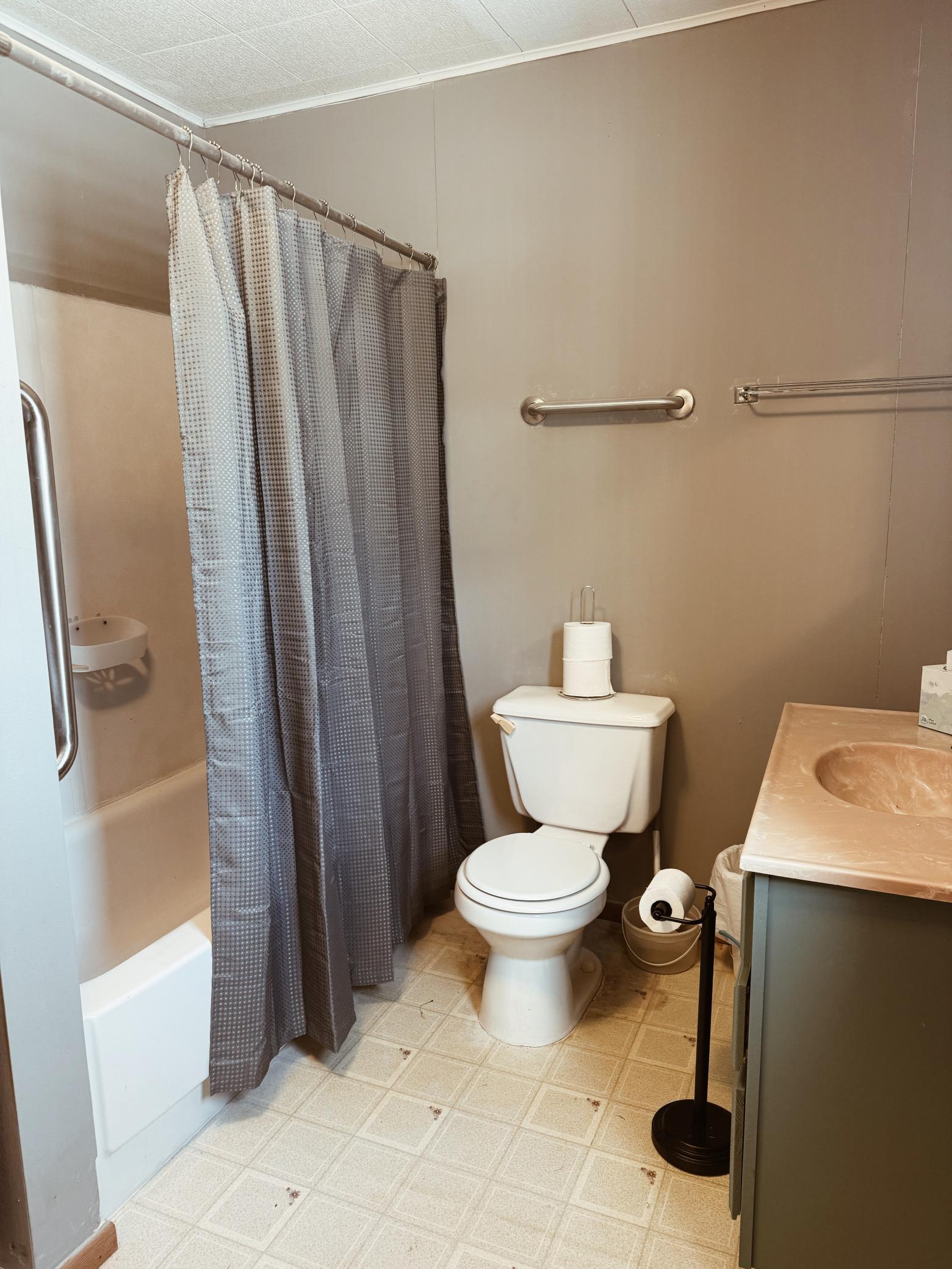 611 14th Street Northwest Austin, MN 55912 - Photo 16 of 23