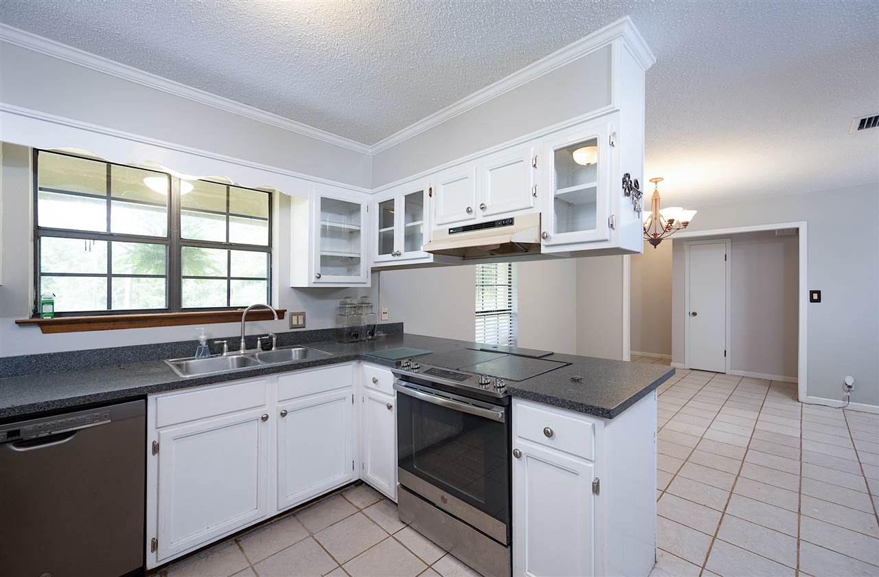 104 Bernard Circle Daphne, AL 36526 - Photo 8 of 19
