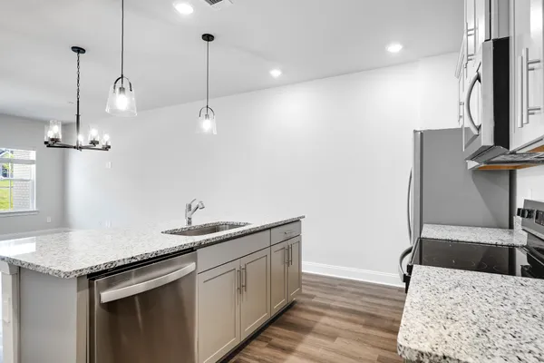 $2,200 | 204 Douglas Bend Road, Unit 405, Gallatin, TN 37066