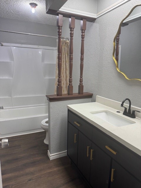 10106 Prairie Mist Street Houston, TX 77088 - Photo 18 of 20 Second Bath