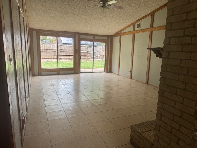 10106 Prairie Mist Street Houston, TX 77088 - Photo 2 of 20 Family Room