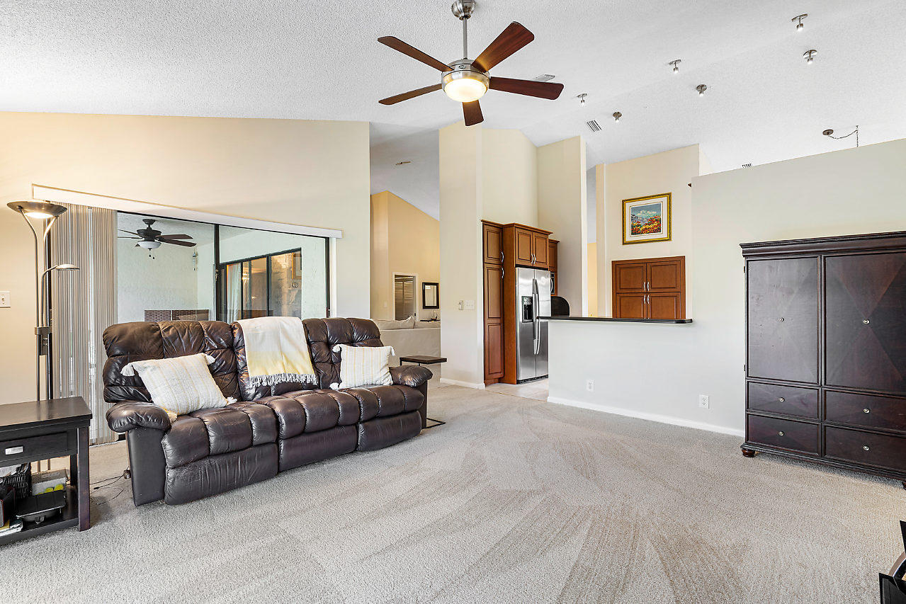 2004 Southwest 35th Avenue Delray Beach, FL 33445 - Photo 18 of 43 012-2004SW35thAve-DelrayBeach-FL-small