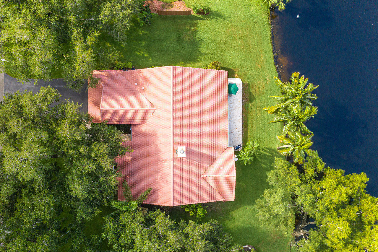 2004 Southwest 35th Avenue Delray Beach, FL 33445 - Photo 35 of 43 037-2004SW35thAve-DelrayBeach-FL-small