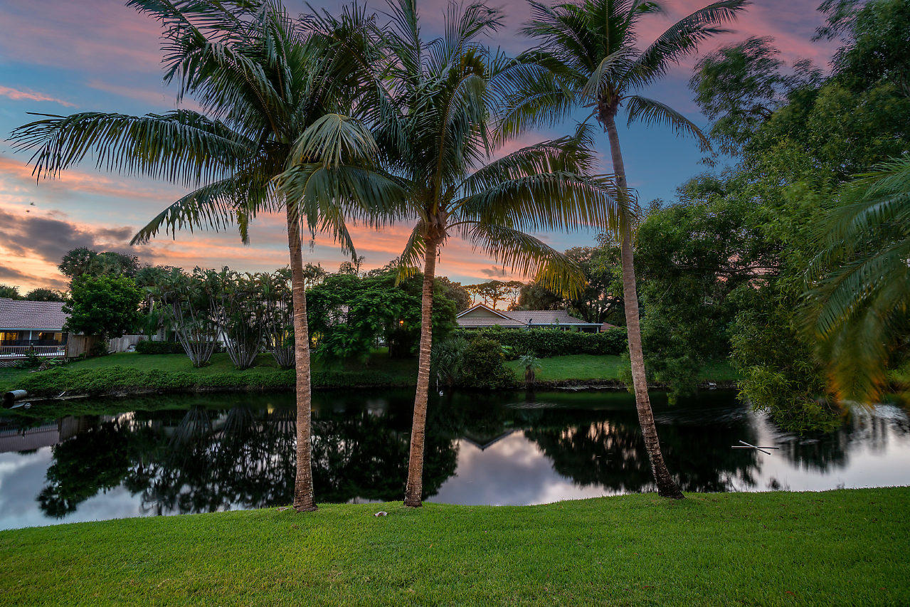 2004 Southwest 35th Avenue Delray Beach, FL 33445 - Photo 38 of 43 010-2004SW35thAve-DelrayBeach-FL-small