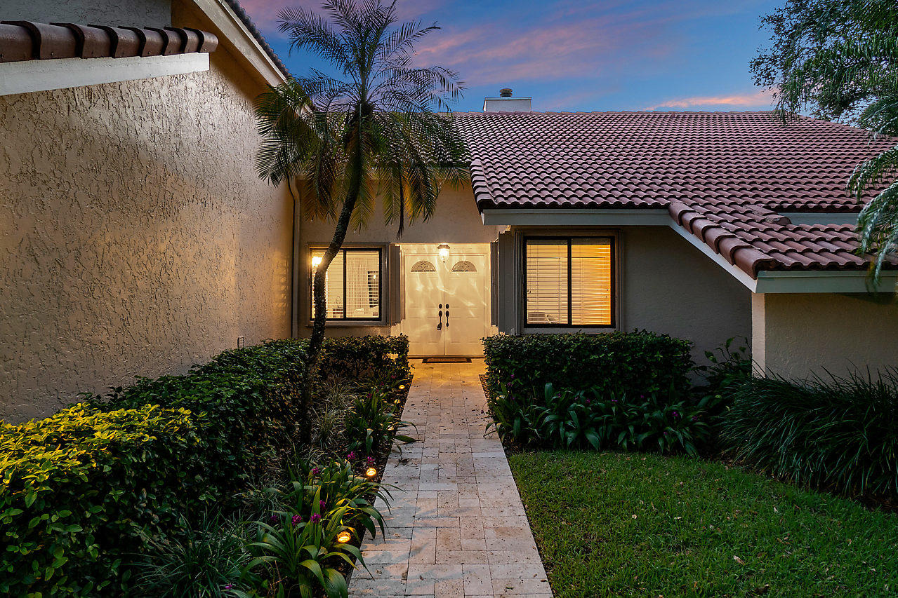 2004 Southwest 35th Avenue Delray Beach, FL 33445 - Photo 8 of 43 003-2004SW35thAve-DelrayBeach-FL-small