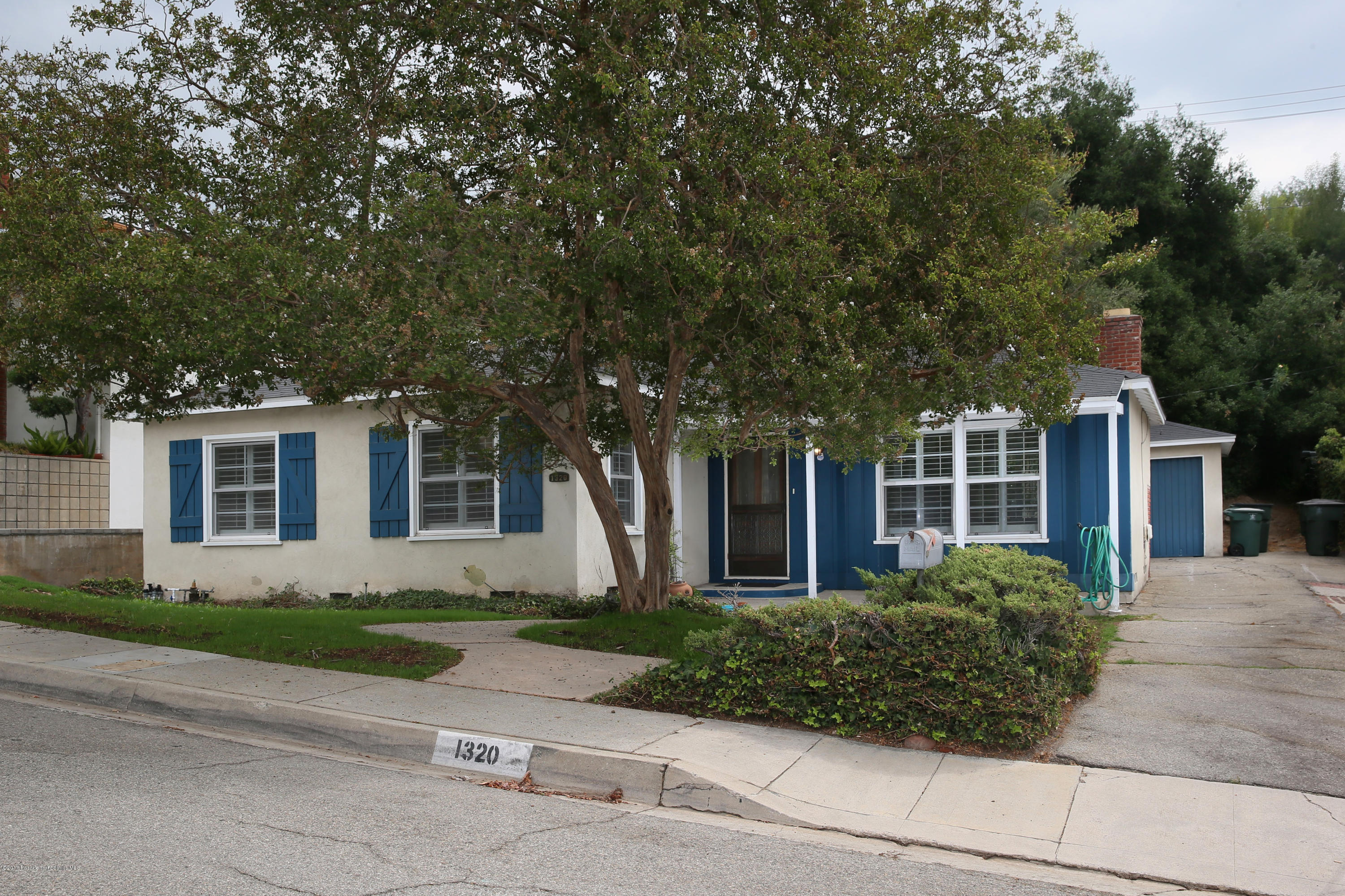 1320 Brixton Road Pasadena, CA 91105 - Photo 1 of 14 01 (10)