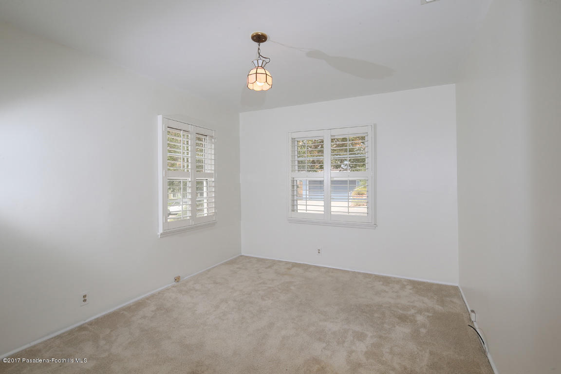 1320 Brixton Road Pasadena, CA 91105 - Photo 9 of 14 10