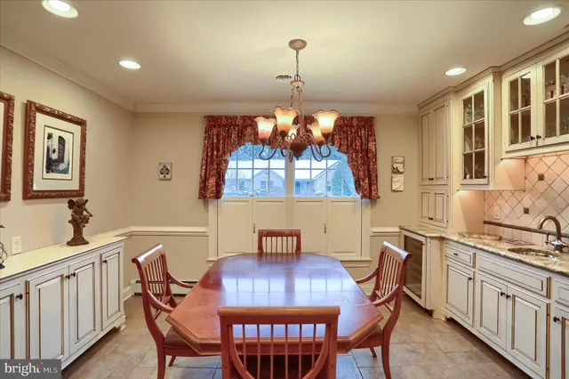 $525,000 | 1779 Summerfield Drive, Mechanicsburg, PA 17055