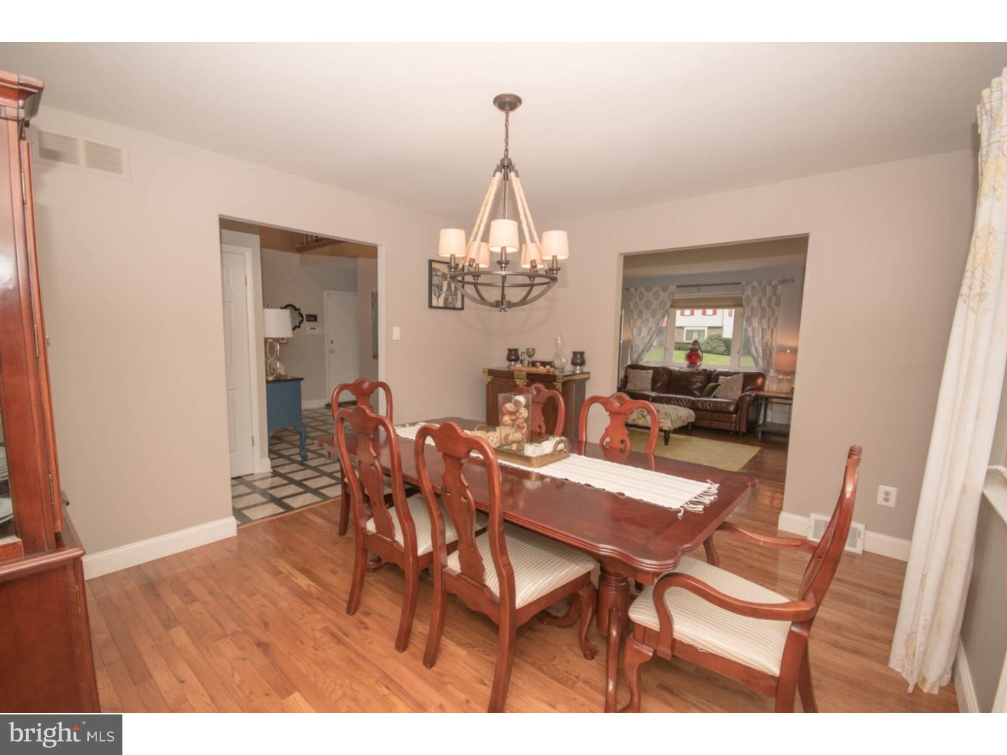 1260 Welsh Road Warrington, PA 18976 - Photo 6 of 25 Dining Room