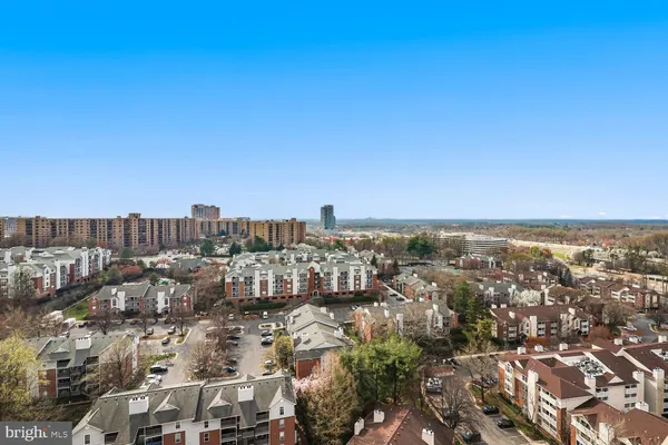 $550,000 | 8220 Crestwood Heights Drive, Unit 419, McLean, VA 22102