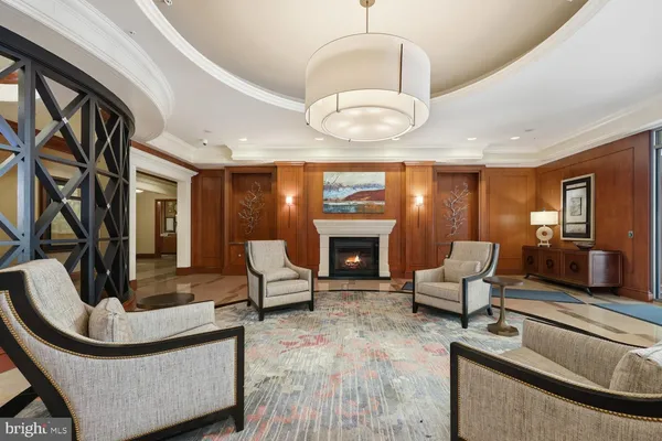 $550,000 | 8220 Crestwood Heights Drive, Unit 419, McLean, VA 22102