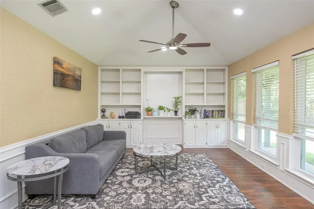 $2,799 | 116 Meadowglen Circle, Coppell, TX 75019