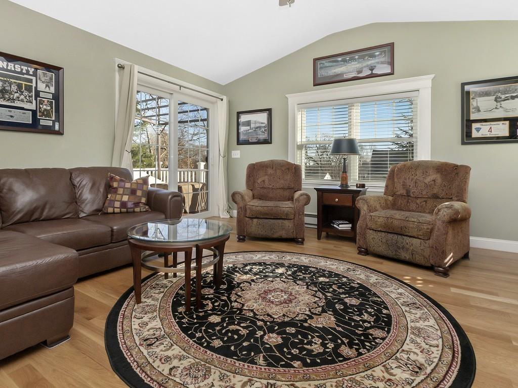 70 Hawthorne Road Waltham, MA 02451 - Photo 18 of 39 Gallery Image 18