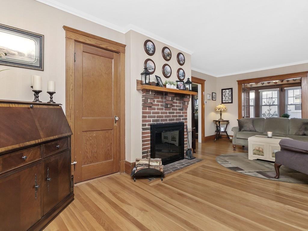 70 Hawthorne Road Waltham, MA 02451 - Photo 10 of 39 Gallery Image 10