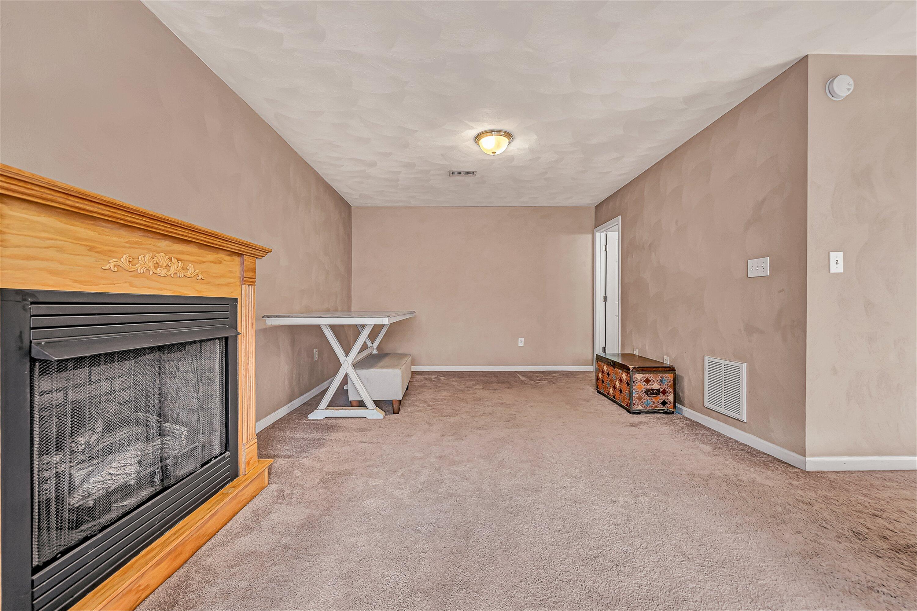 4219 Daugherty Road Salem, VA 24153 - Photo 23 of 28 26-VM-06936