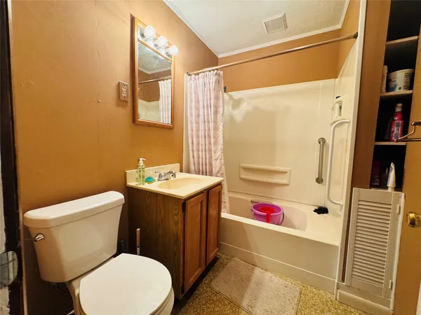 $2,000 | 503 Irving Avenue, Endicott, NY 13760